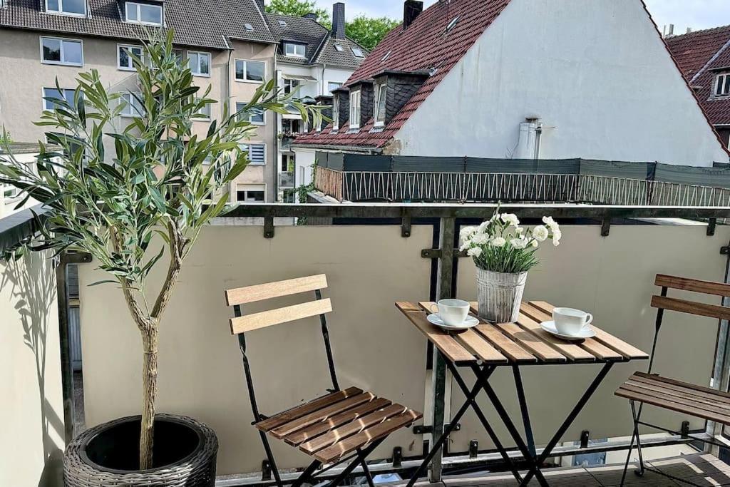 15 Minuten Fussweg Zum Stadion Und Privatparkplatz Dortmund Exterior photo